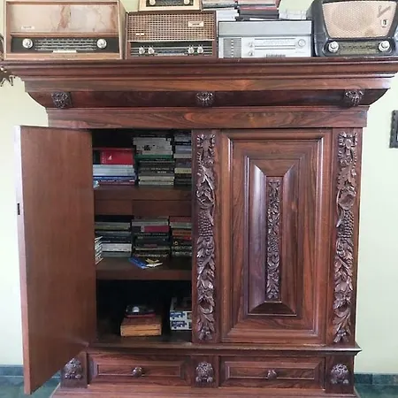 Spacious In Historic Area