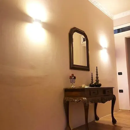 Spacious In Historic Area Vlorë